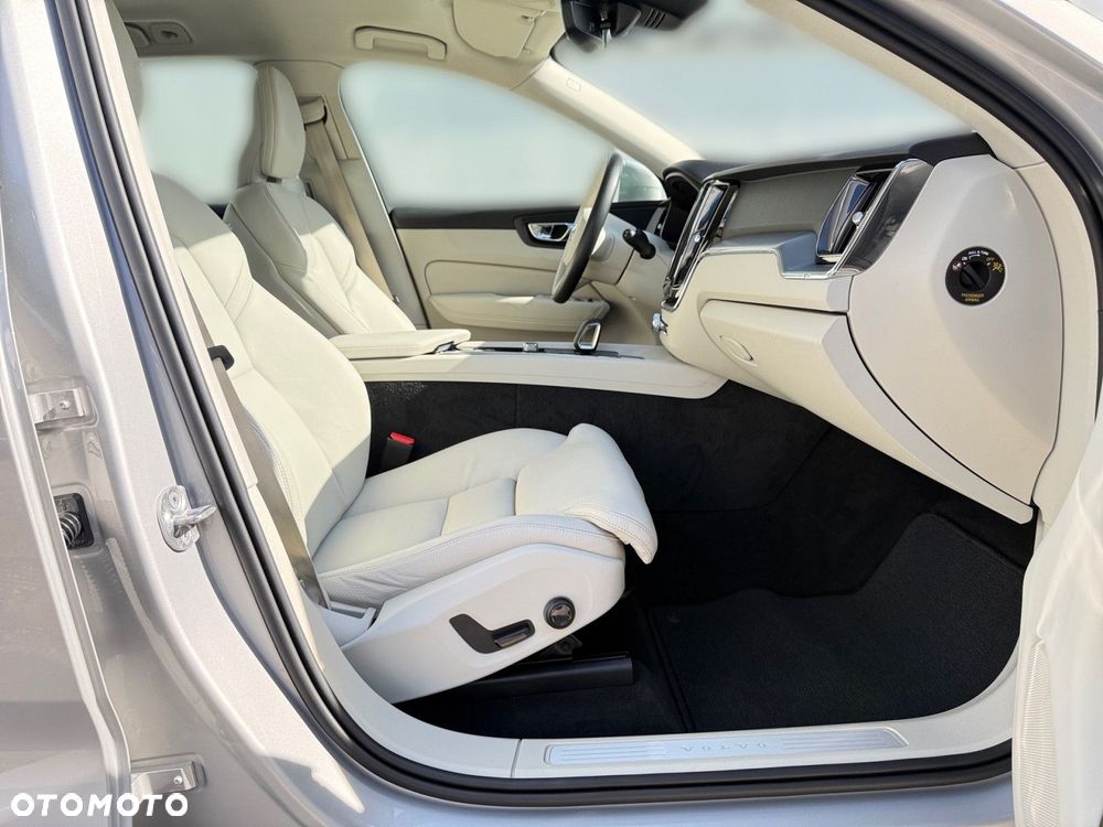 Volvo XC 60 - 26
