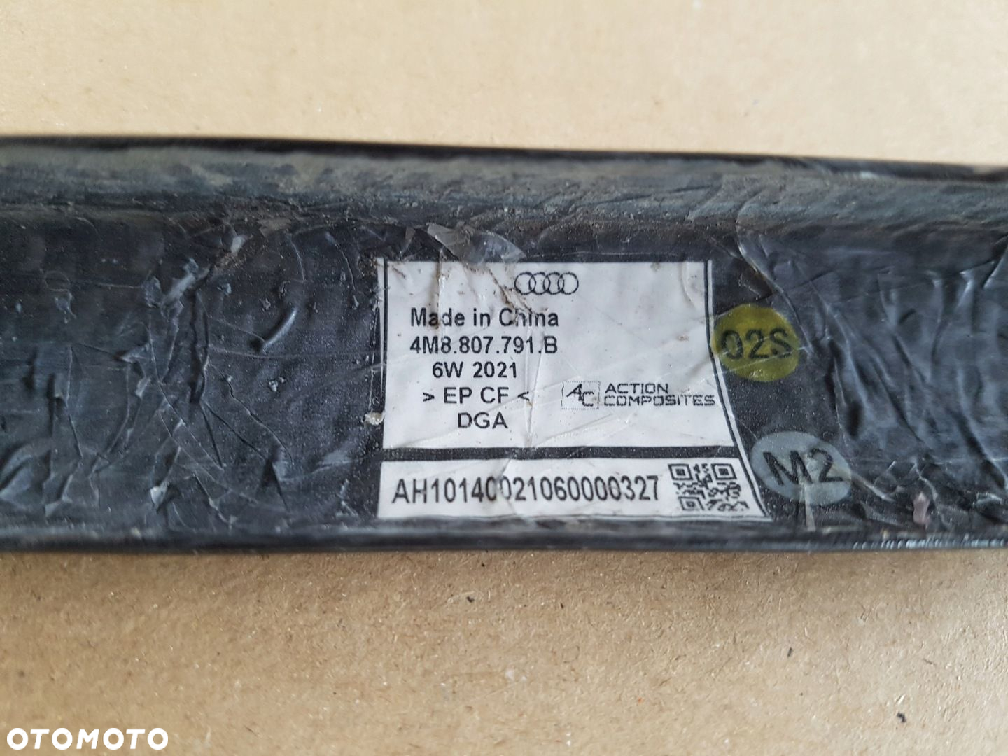 AUDI Q8 listwa zderzaka carbon karbon 4M8807791B - 5
