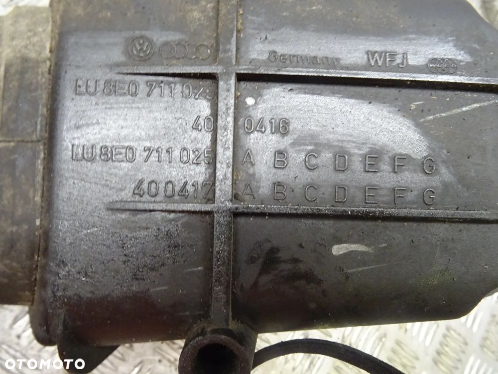 AUDI A4 B6 SEDAN 00-06 1.9 TDI AWX LEWAREK WYBIERAK BIEGÓW 8E0711290 - 8