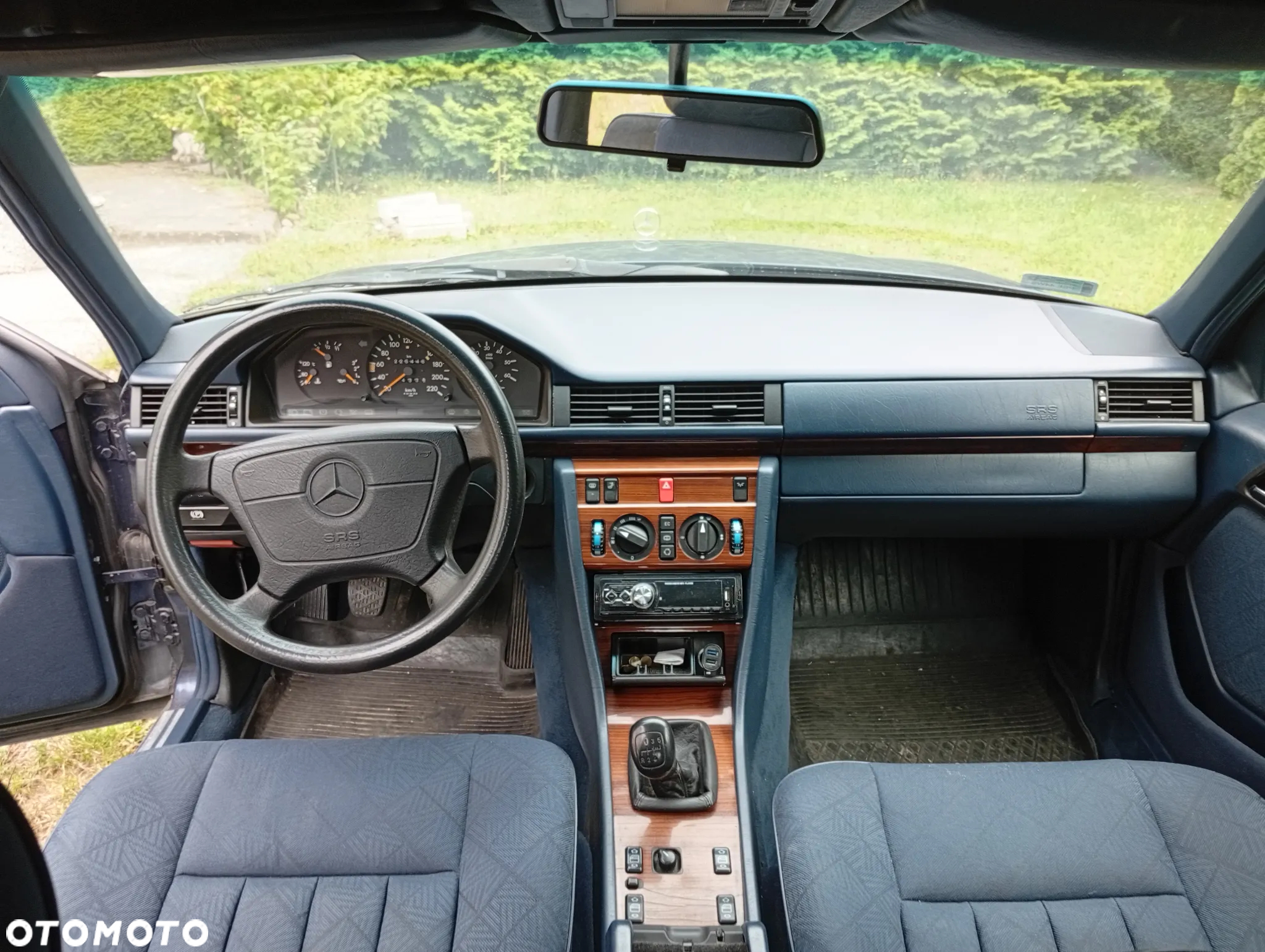 Mercedes-Benz Klasa E 250 D - 3