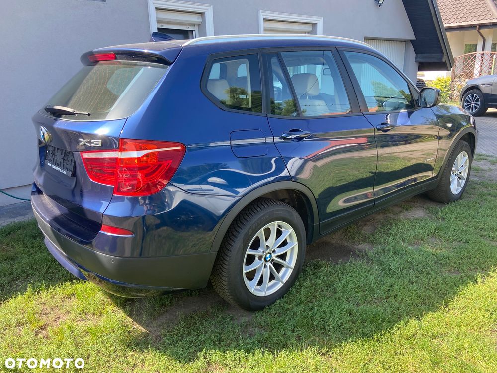 BMW X3 sDrive18d - 9