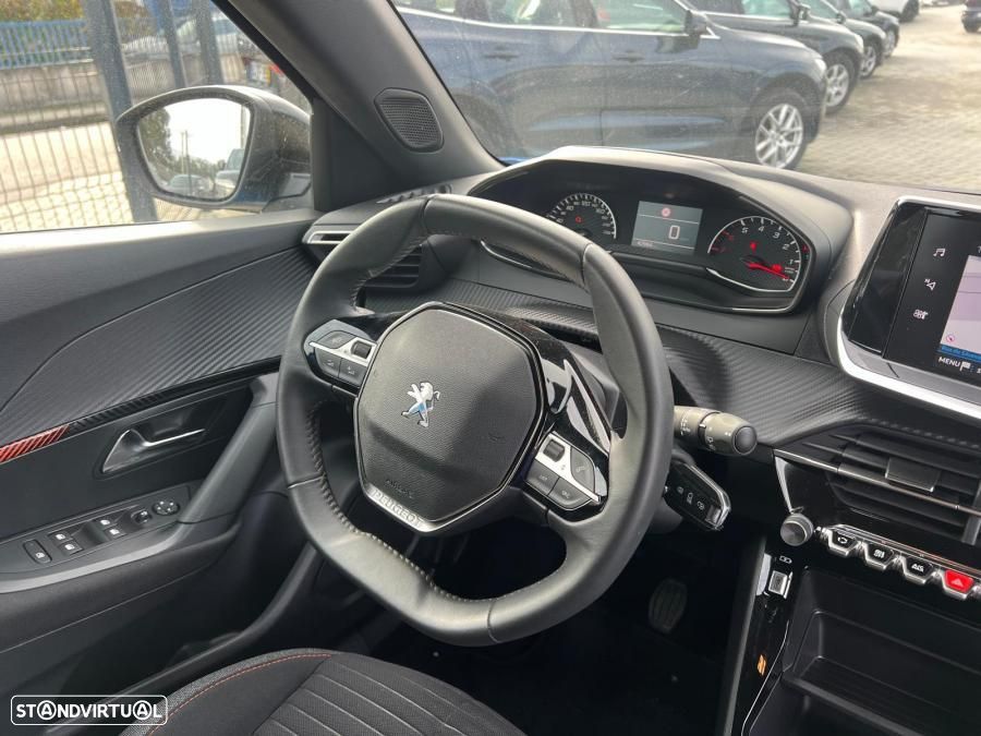 Peugeot 2008 1.2 PureTech Active - 10