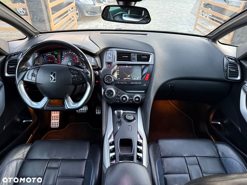 Citroën DS5 2.0 HDi Hybrid4 SportChic MCP - 4