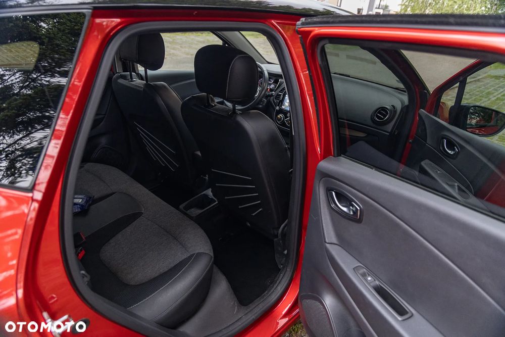 Renault Captur 1.2 Energy TCe Intens EDC - 6