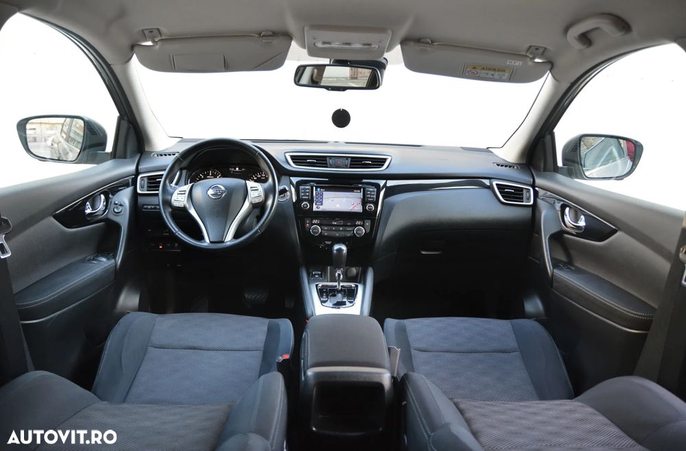 Nissan Qashqai 1.6 DCI Start/Stop X-TRONIC Tekna - 6