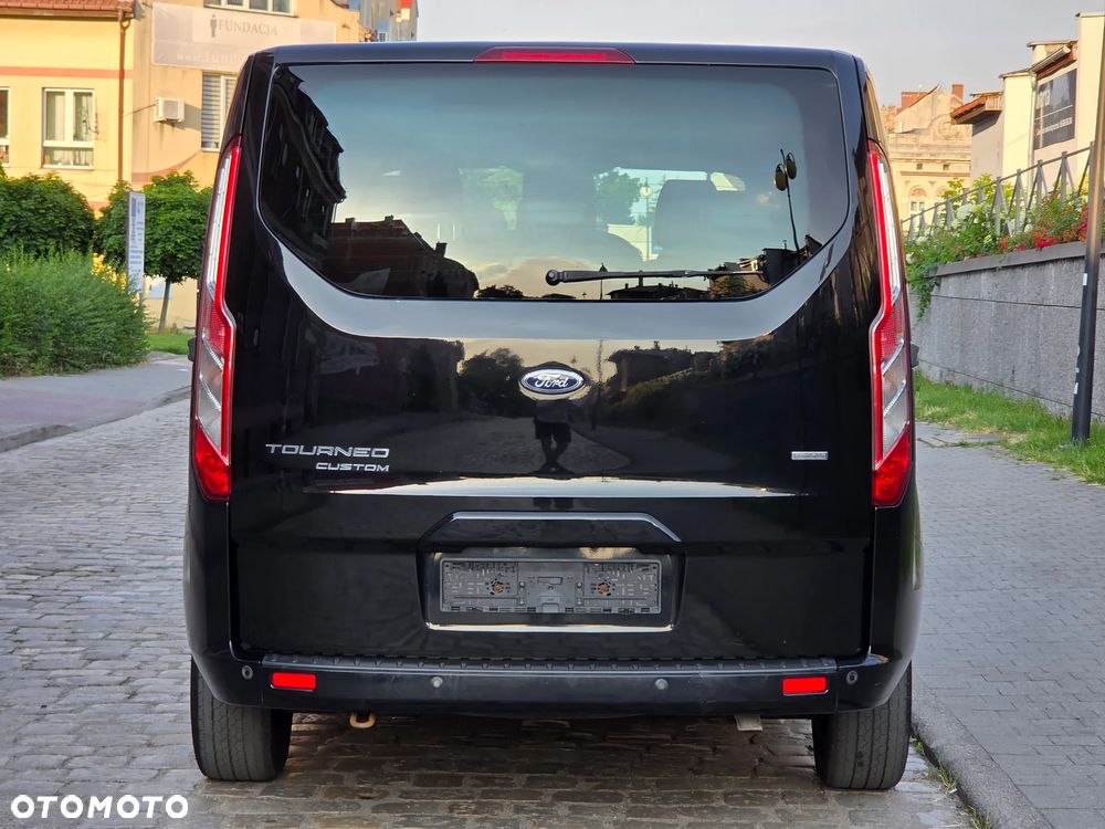 Ford Transit Custom 300 L1H1 VA Titanium - 4
