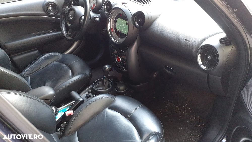 Mini Countryman - 12