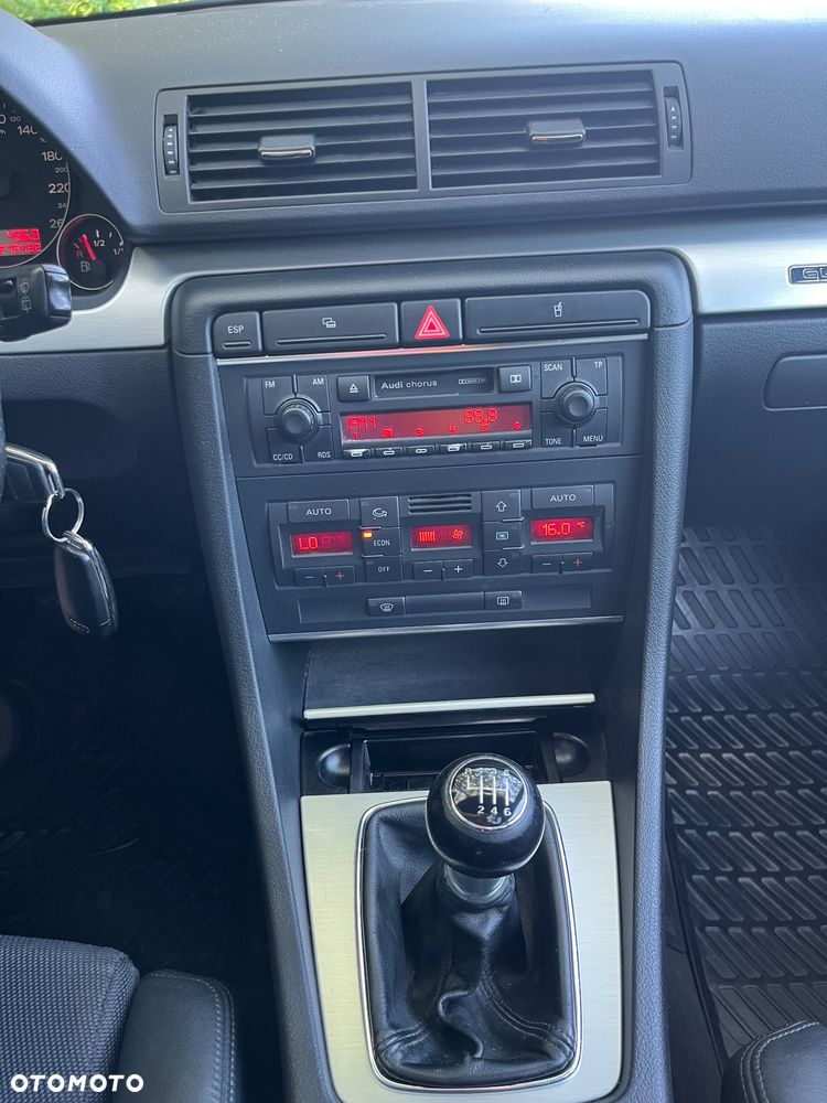 Audi A4 Avant 1.8T Quattro - 22