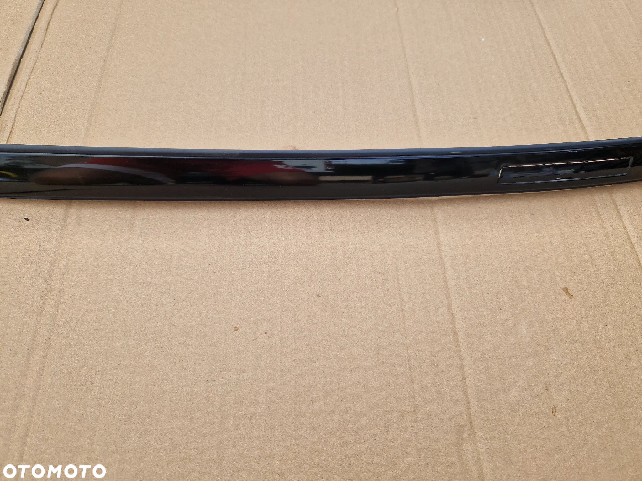 Mercedes C-Klasa W206 listwa dachowa lewa A2066900300 - 5