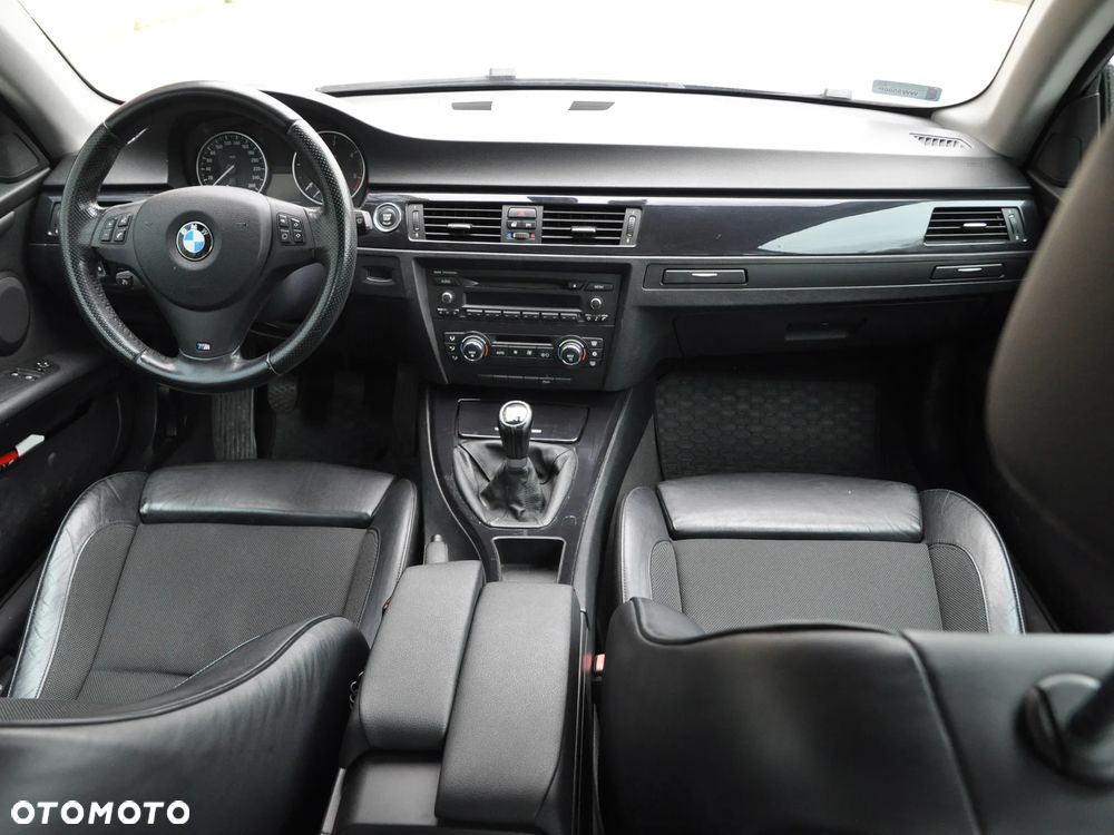 BMW Seria 3 320d - 7