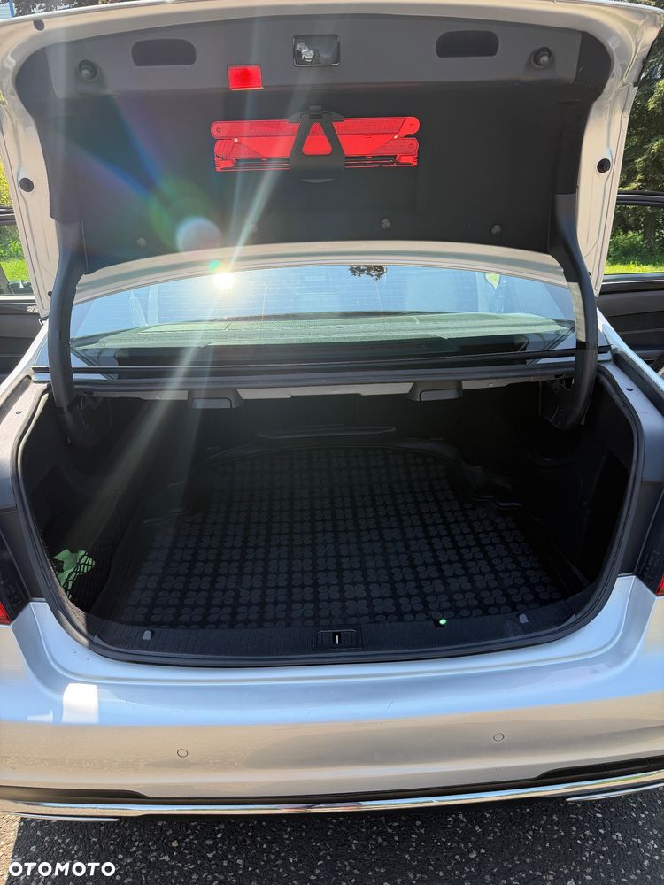 Mercedes-Benz Klasa E 220 BlueTEC 7G-TRONIC Avantgarde - 20