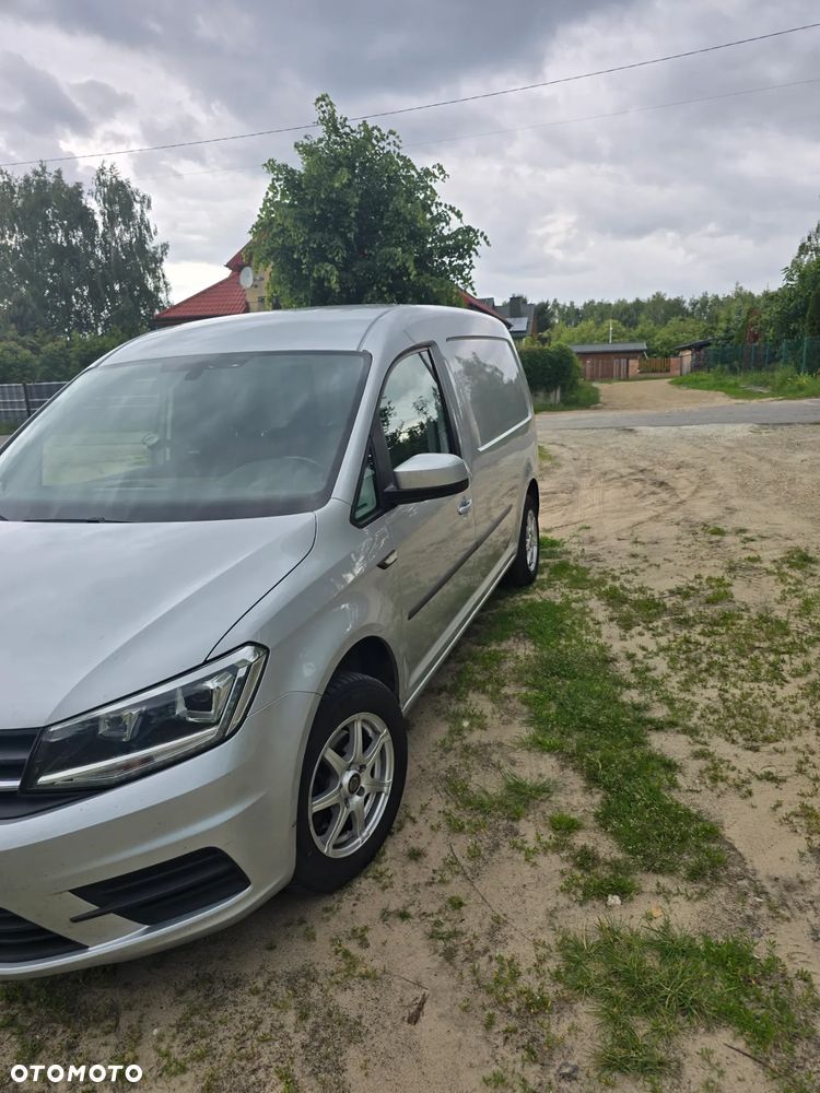 Volkswagen Caddy Maxi 2.0 TDI Comfortline DSG - 9