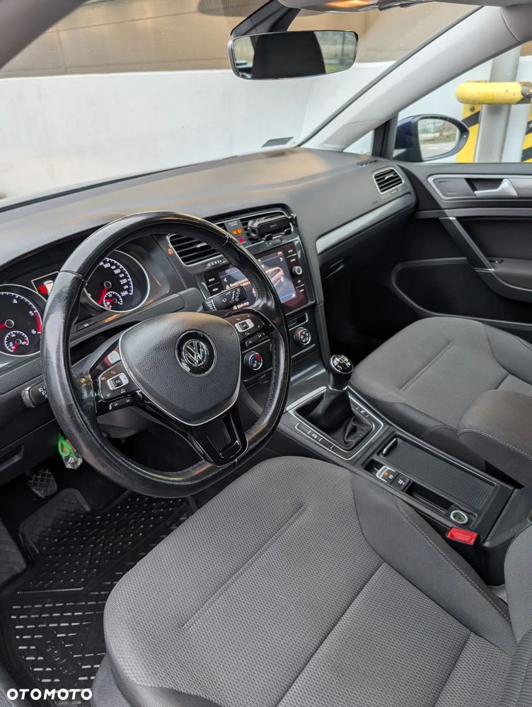 Volkswagen Golf 1.6 TDI BMT Comfortline - 7