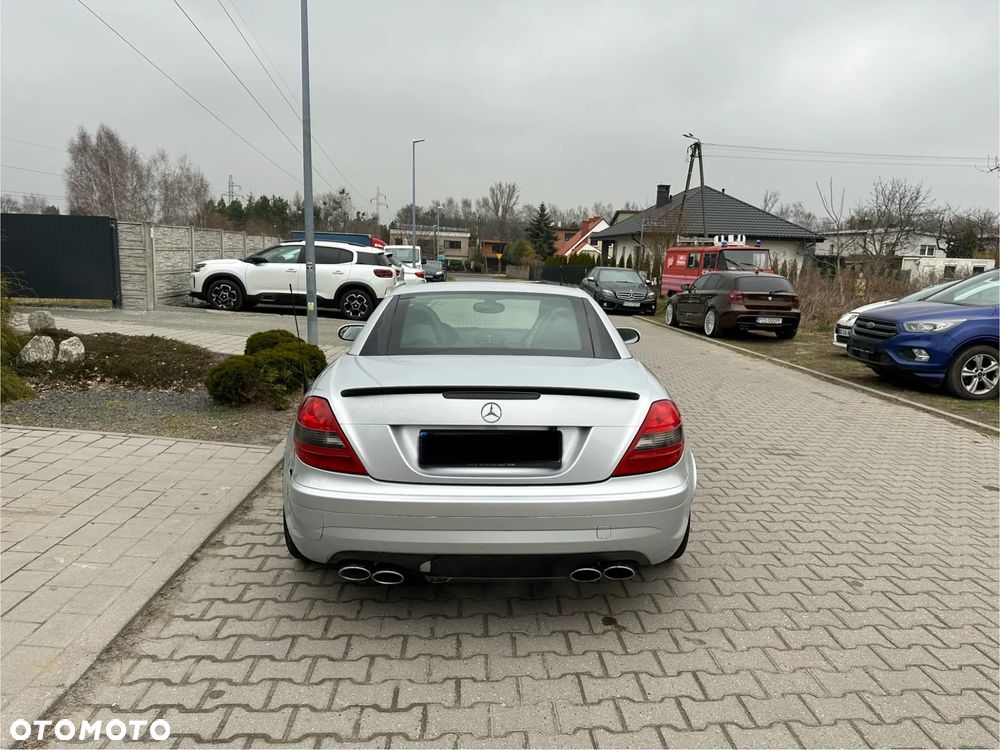 Mercedes-Benz SLK 55 AMG - 12