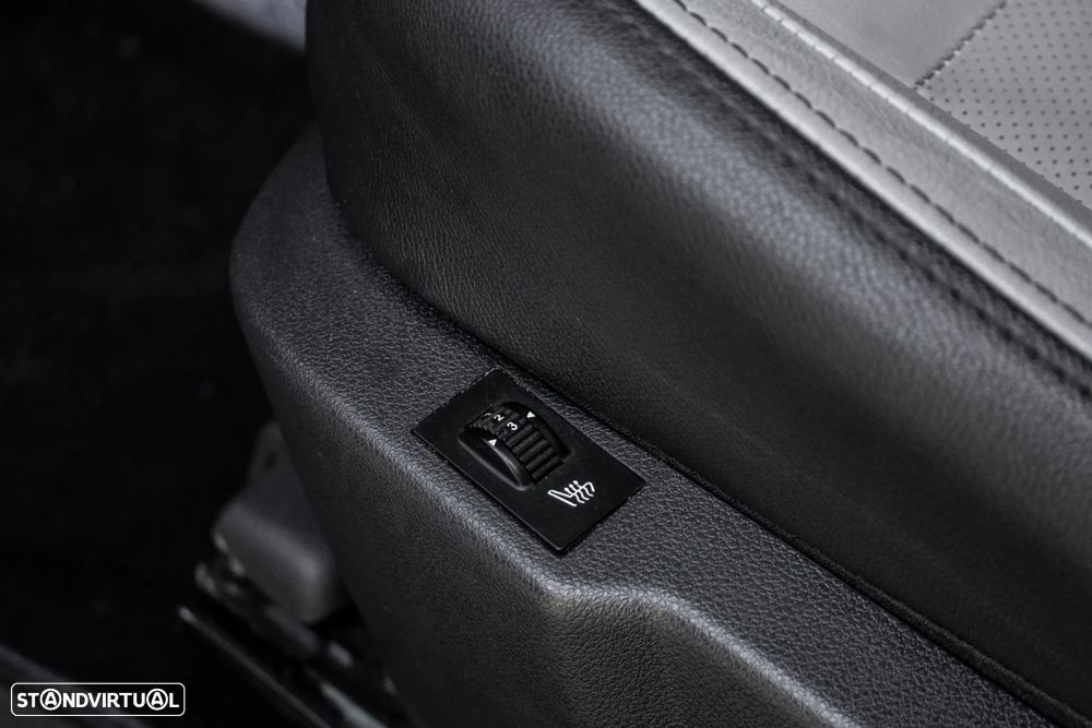 Peugeot 3008 1.6 HDi Roland Garros - 35