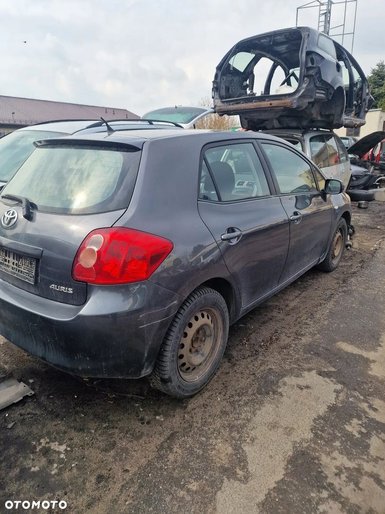 Toyota Auris 1.6 vvti 1zr-fe lakier 1g3 na części - 5