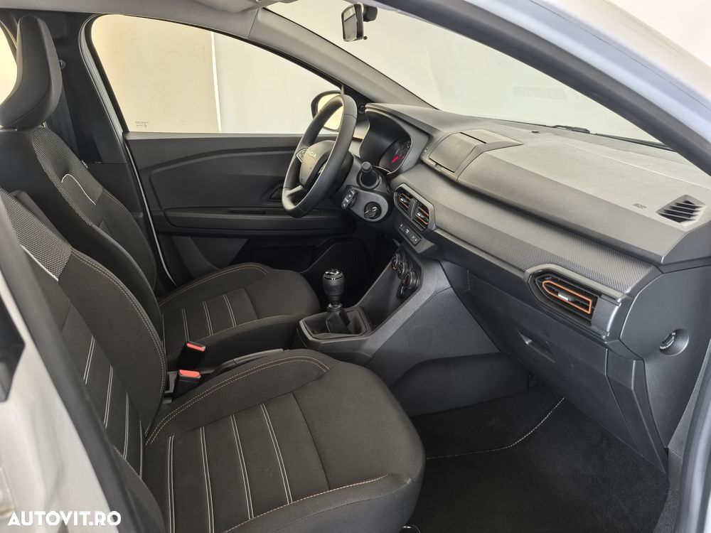 Dacia Sandero Stepway TCe 90 MT6 Essential - 23