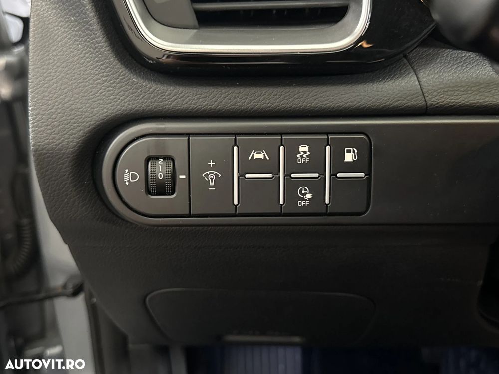 Kia XCeed - 16