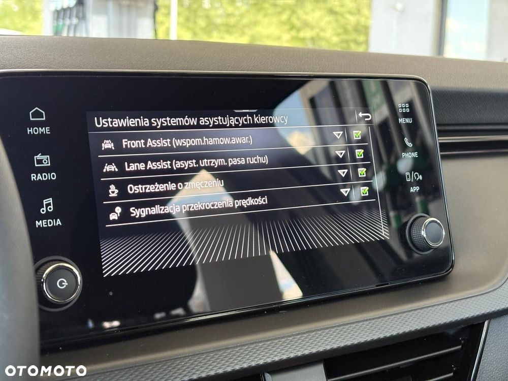 Skoda Scala 1.0 TSI Essence - 22