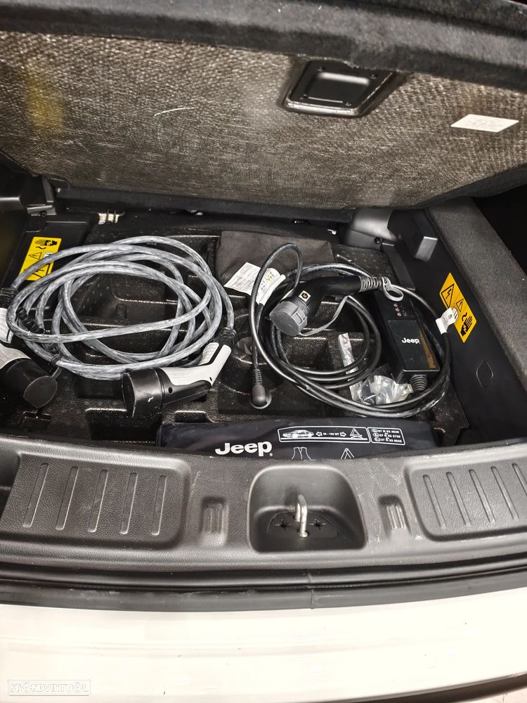 Jeep Compass 1.3 TG Trailhawk - 30
