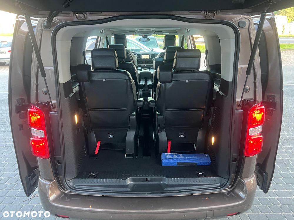 Peugeot Traveller L3 2.0 EAT8 Business VIP - 19