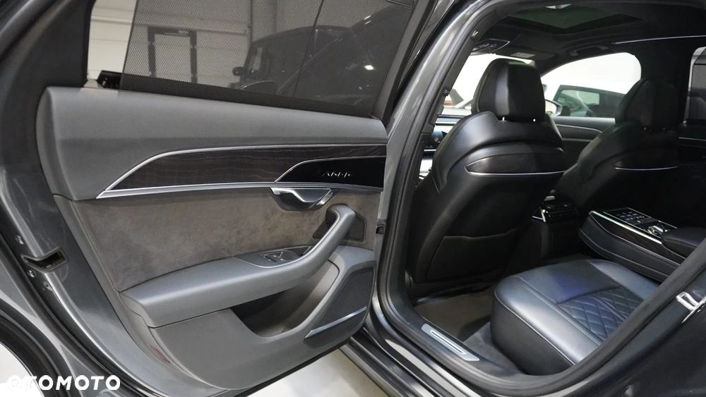 Audi A8 - 10