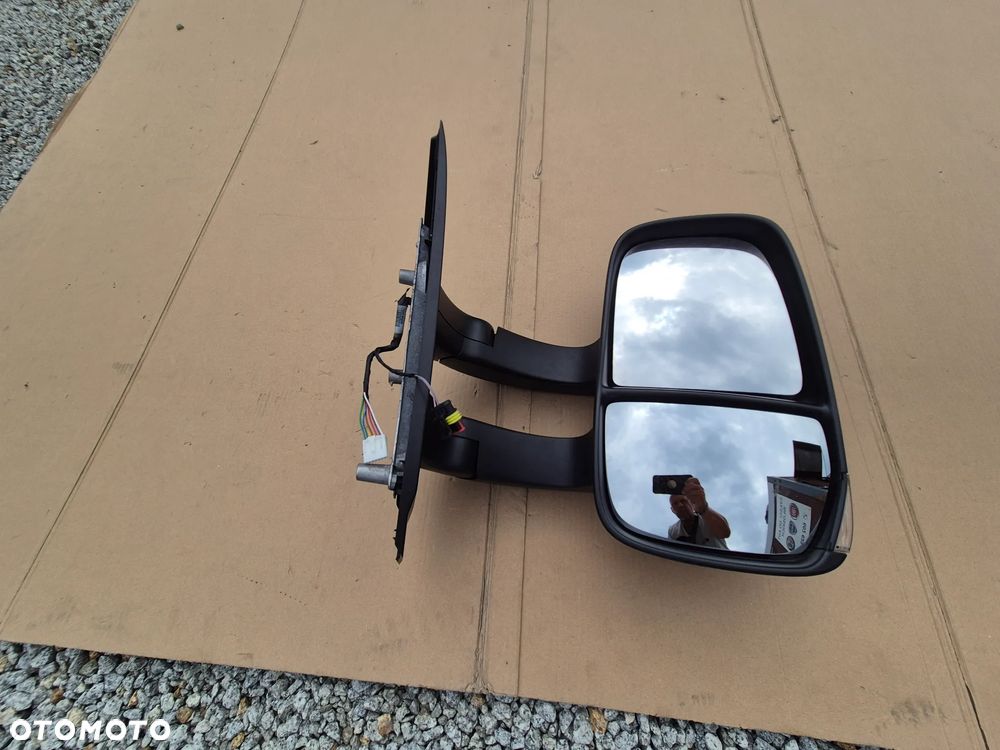 Iveco Daily lusterko prawe.Długie.Laweta.Kontener.Oryginał.9 pin..2014- - 9