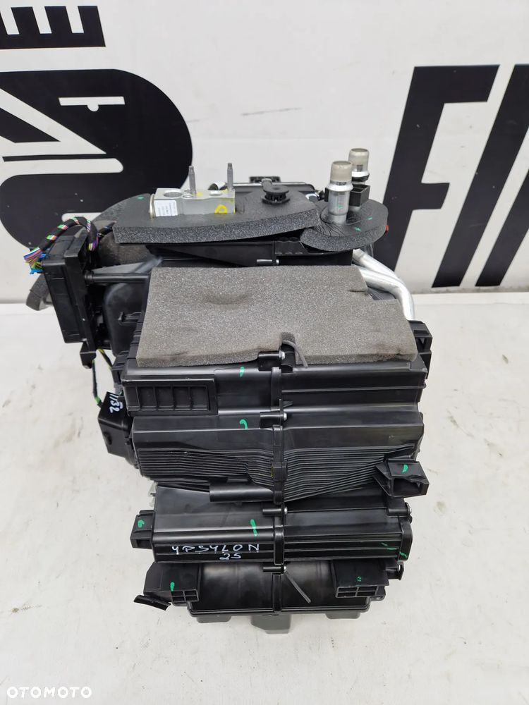 Nagrzewnica obudowa nagrzewnicy wentylator KLIMATRONIK Lancia Ypsilon 2024 - 9