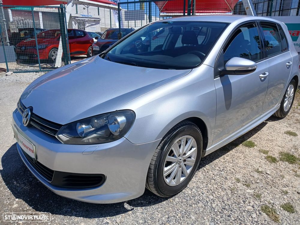 VW Golf 1.6 TDi Trendline BlueMotion - 3