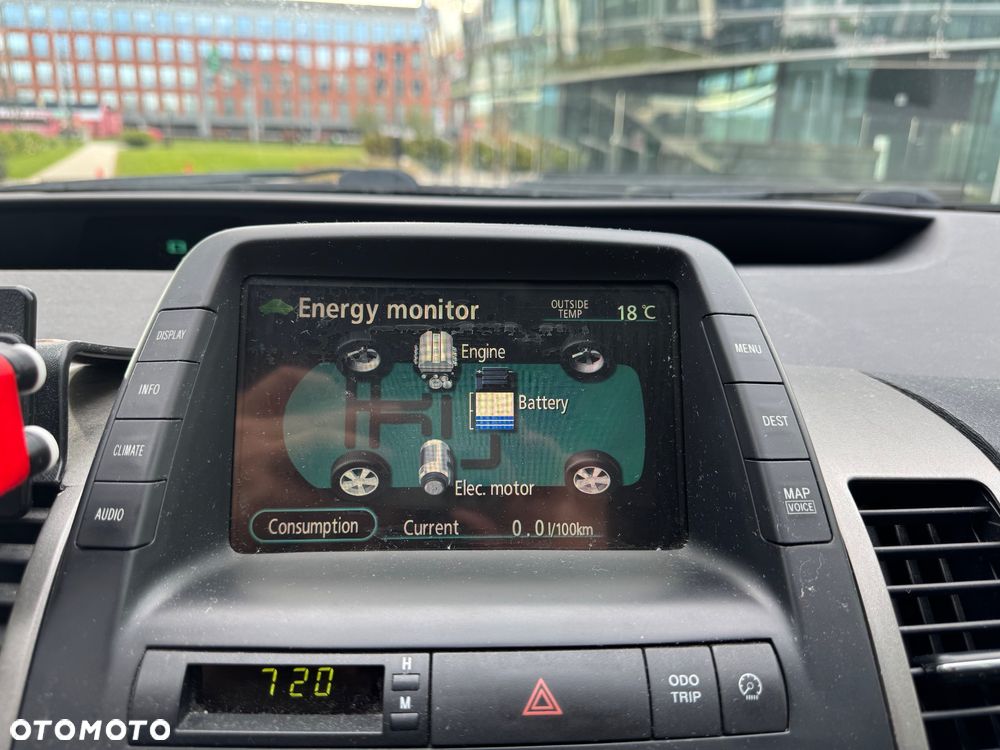 Toyota Prius 1.5 VVT-i Prestige - 19