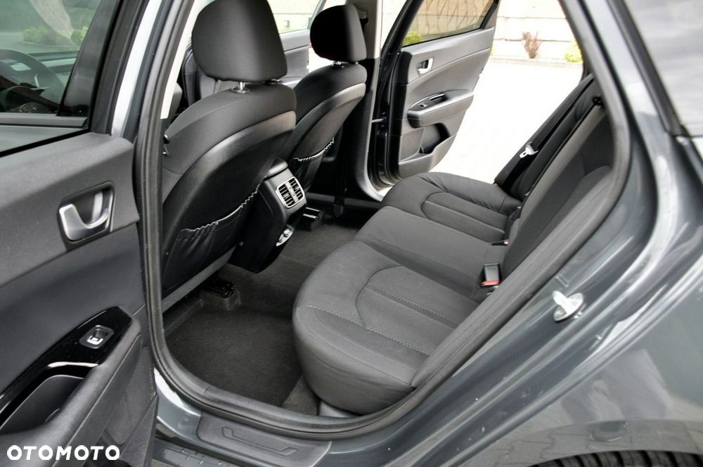 Kia Optima - 20