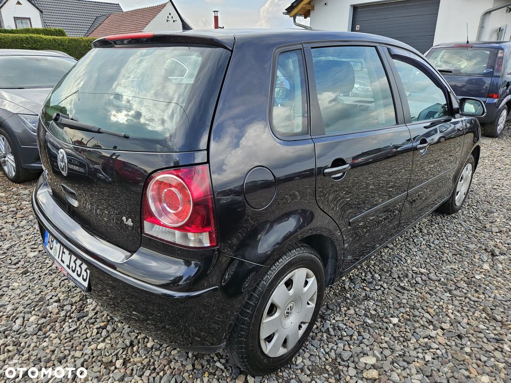 Volkswagen Polo - 4