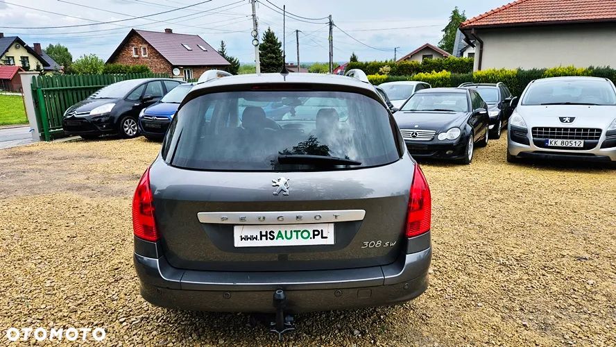 Peugeot 308 1.6 Premium Plus - 18