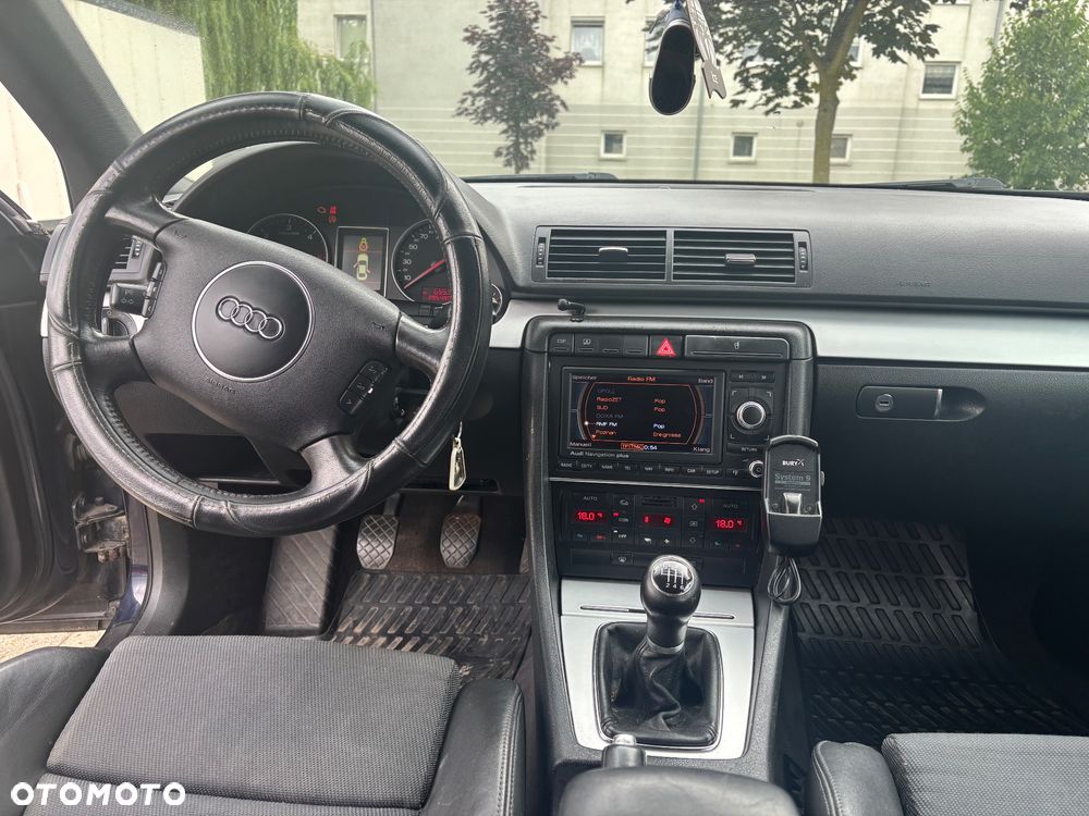 Audi A4 Avant - 7