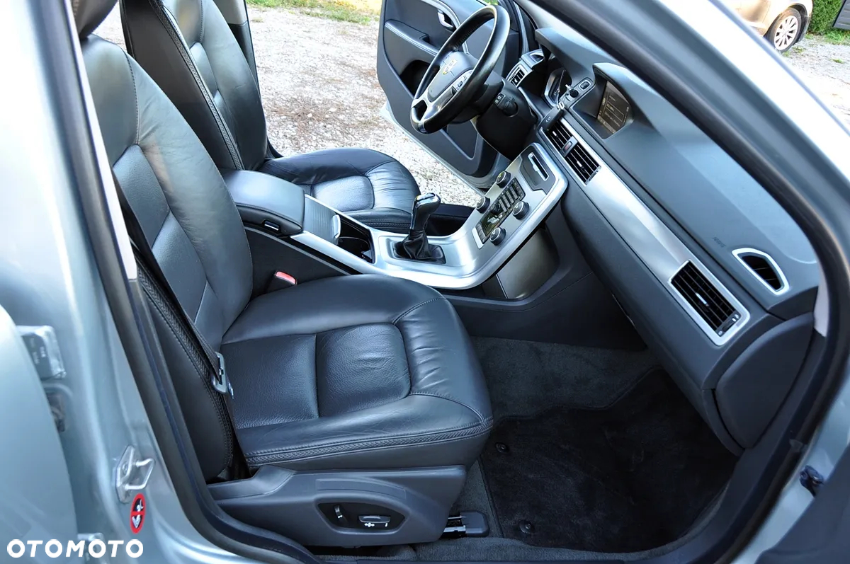 Volvo XC 70 D4 Summum - 11