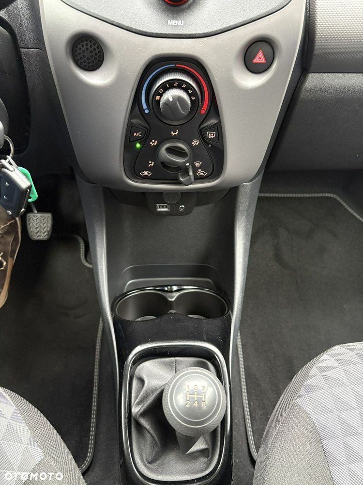 Peugeot 108 - 21