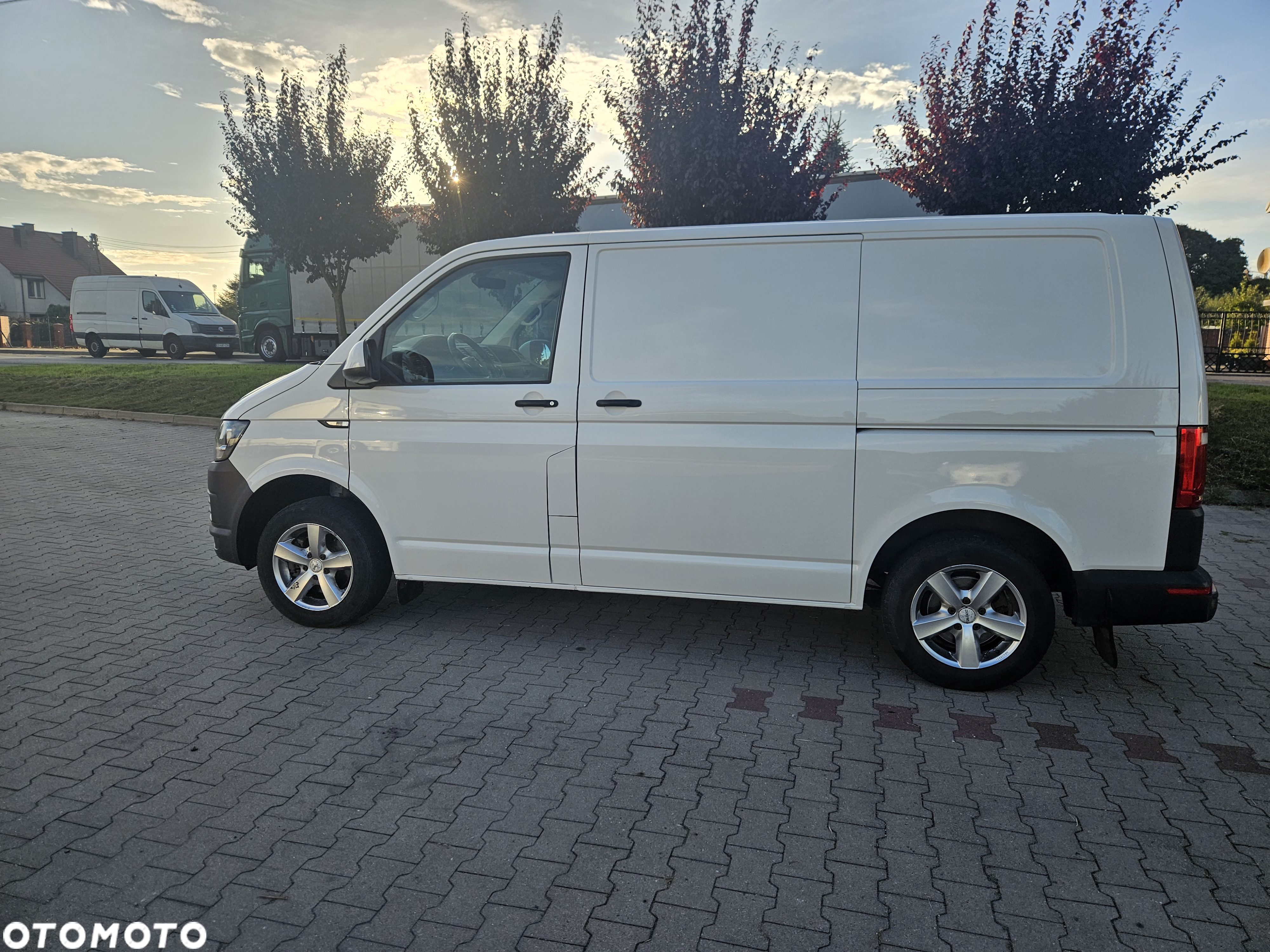 Volkswagen Transporter - 5