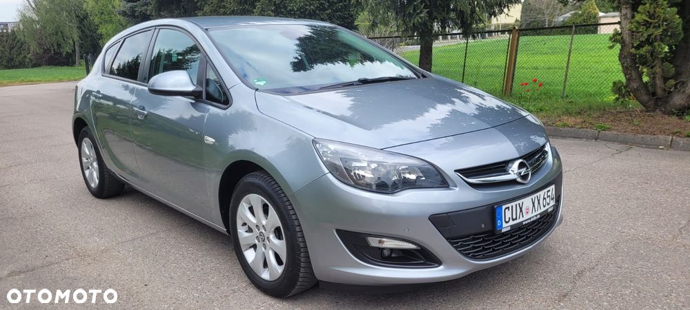 Opel Astra - 2