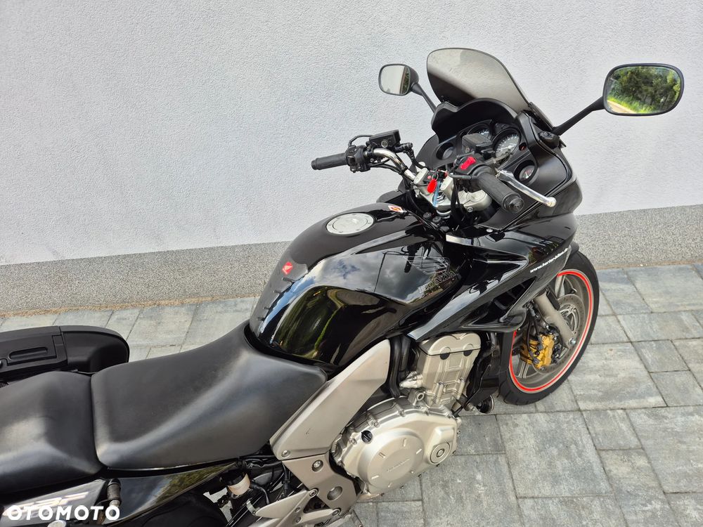 Honda CBF - 10