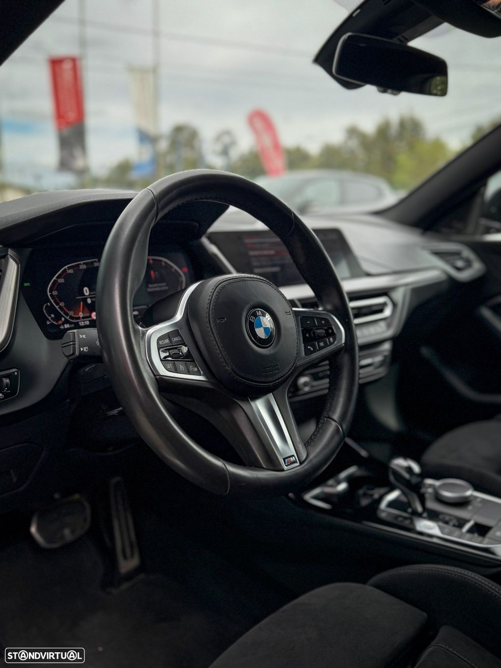 BMW 218 Gran Coupé i Pack Desportivo M - 14