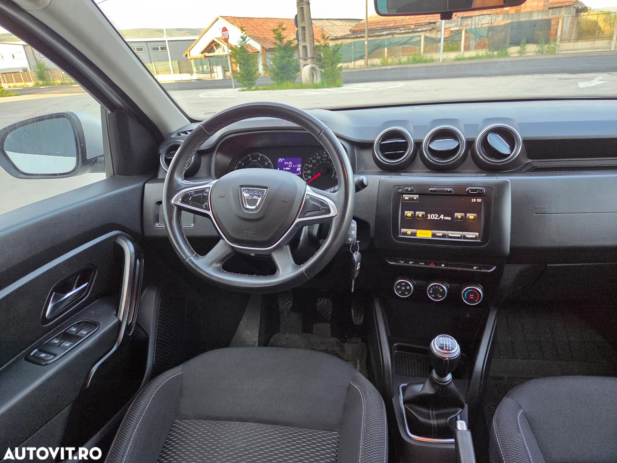 Dacia Duster TCe 130 4WD GPF Celebration - 5