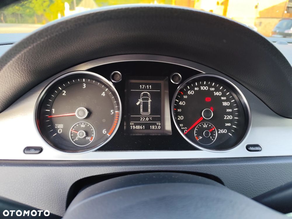 Volkswagen Passat 2.0 TDI DPF 4Mot Highline - 8