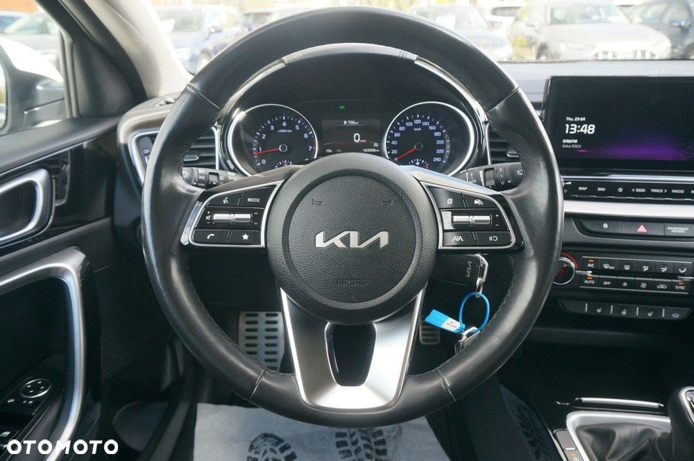 Kia Ceed 1.5 T-GDI Business Line - 13