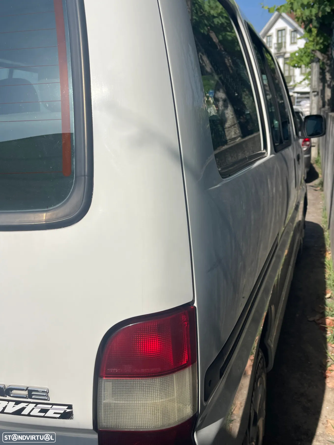 Toyota HiAce 2.5 D-4D Service 2.8T AC - 4