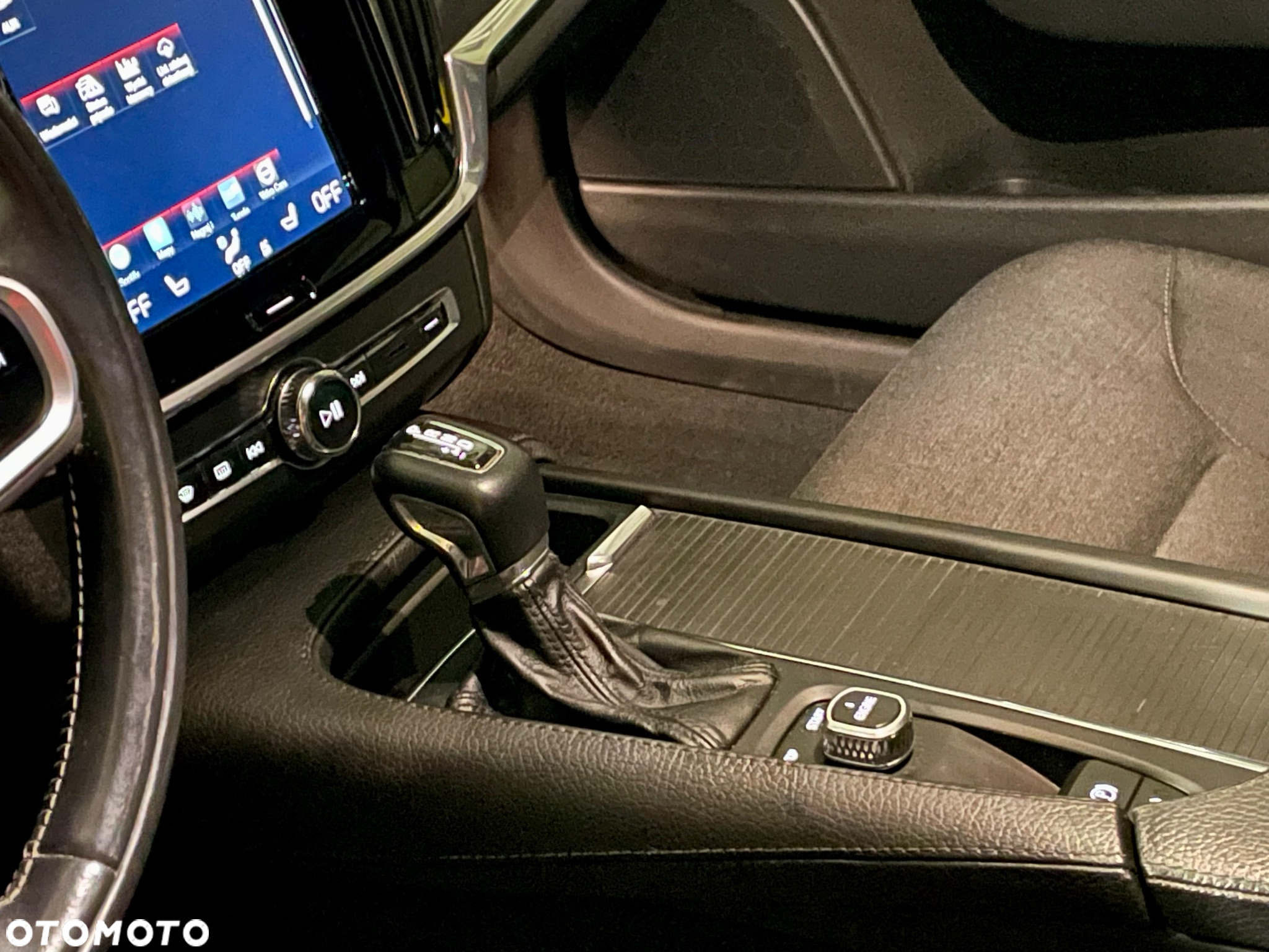 Volvo V90 D3 Geartronic - 19