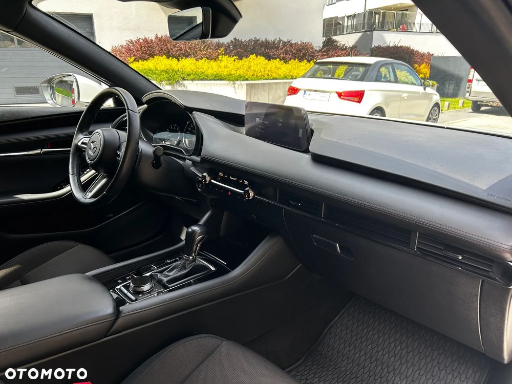 Mazda 3 e-SKYACTIV-G 2.0 M HYBRID DRIVE SELECTION - 17