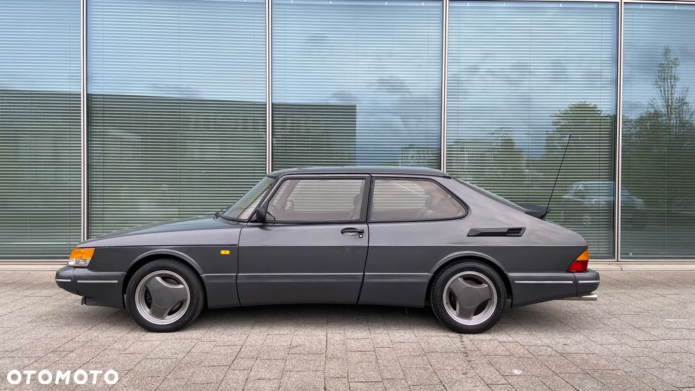 Saab 900 - 2