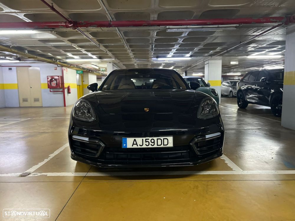 Porsche Panamera - 3