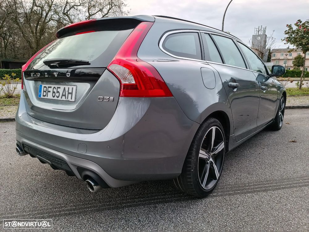 Volvo V60 D3 Geartronic R-Design - 2