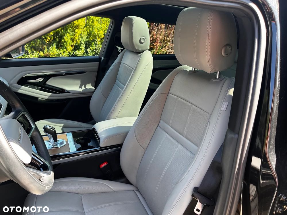 Land Rover Range Rover Evoque - 12